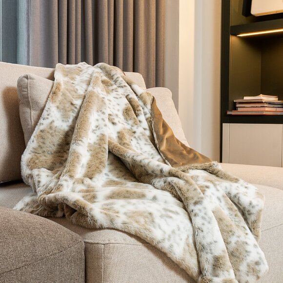 Luxe Home Decor Classic Faux Fur Throw | 1-Piece | Snow leopard | 50"x60" - Picture 3 of 8